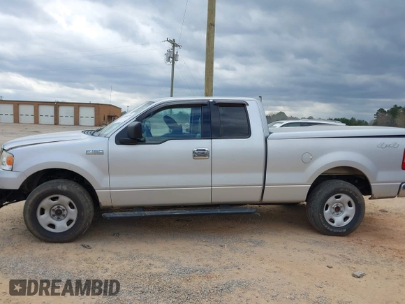 2004 Ford F-150 STX with VIN 1FTRX14W64FA26290, listed as a IAAI auction lot 41846670 with 227,574 mi miles and . Bid and sale history available at DreamBid. Image 14.
