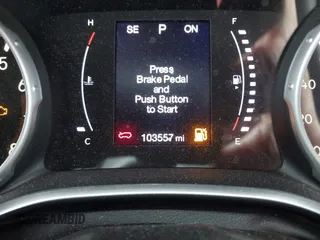 2018 Jeep Compass Sport with VIN 3C4NJCAB9JT211187, listed as a IAAI auction lot 41065430 with 1 mi miles. Bid and sale history available at carsss.com. Image 15.