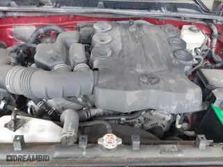2019 Toyota 4Runner SR5 with VIN JTEBU5JR8K5705475, listed as a IAAI auction lot 41699077 with 110,216 mi miles. Bid and sale history available at carsss.com. Image 10.