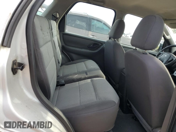 2005 Ford Escape XLS Value with VIN 1FMYU02Z35KB25309, listed as a Copart auction lot 50979315 with 117,908 mi miles and Salvage title. Bid and sale history available at DreamBid. Image 11.
