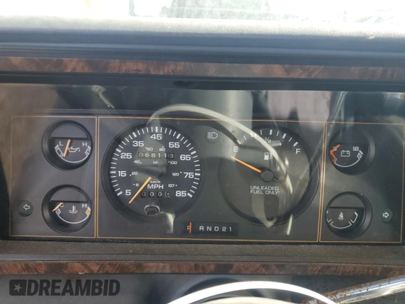 1987 Plymouth Voyager z VIN 2P4FH51G8HR130018, wystawiony jako Copart lot #47295285 z przebiegiem 68 113 mil mil oraz Tytuł czysty. Historia ofert i sprzedaży dostępna na DreamBid. Obrazek 9.