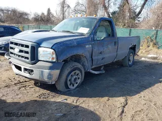 2006 Ford Super Duty F-250 XL with VIN 1FTNF21596ED33416, listed as a IAAI auction lot 41448895 with 93,128 mi miles. Bid and sale history available at carsss.com. Image 2.