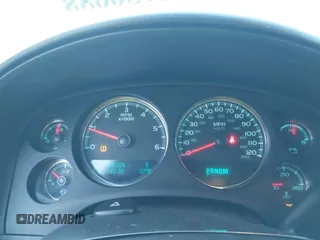 2014 Chevrolet Tahoe LS z VIN 1GNSKAE04ER122811, wystawiony jako IAAI lot #40936688 z przebiegiem 217 197 mil mil oraz . Historia ofert i sprzedaży dostępna na DreamBid. Obrazek 7.