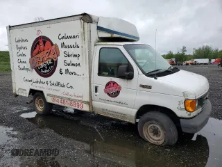 2005 Ford Econoline Cargo z VIN 1FDNE35L05HA95742, wystawiony jako Copart lot #56768625 z przebiegiem 130 000 mil mil oraz Czysty tytuł • Clean title. Historia ofert i sprzedaży dostępna na DreamBid. Obrazek 4.