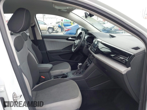 2023 Volkswagen Taos S с VIN 3VVDX7B24PM349742, выставлен на аукционе IAAI как лот 42029712 с пробегом 23 472 миль миль и . История ставок и продаж доступна на DreamBid. Изображение 5.