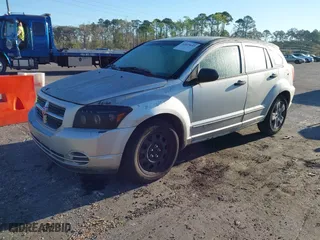 2007 Dodge Caliber SXT with VIN 1B3HB48B27D155504, listed as a IAAI auction lot 41819683 with 188,898 mi miles. Bid and sale history available at carsss.com. Image 2.