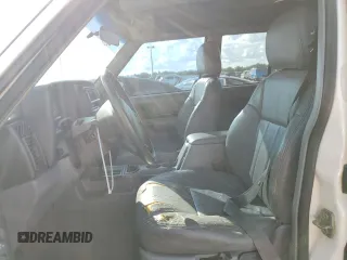 1998 Jeep Cherokee Sport with VIN 1J4FT68S7WL174028, listed as a Copart auction lot 73812524 with 0 mi miles and Salvage Title. Bid and sale history available at carsss.com. Image 7.
