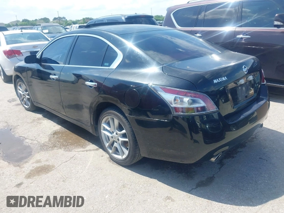 2014 Nissan Maxima S with VIN 1N4AA5AP3EC484753, listed as a IAAI auction lot 42073032 with Not Provided miles and . Bid and sale history available at DreamBid. Image 3.