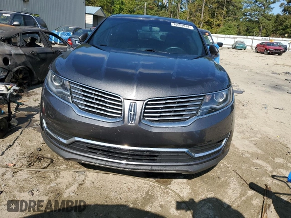 2018 Lincoln MKX Premiere z VIN 2LMPJ8JR7JBL38566, wystawiony jako Copart lot #70669944 z przebiegiem 69 860 mil mil oraz Szkoda całkowita • Salvage title. Historia ofert i sprzedaży dostępna na DreamBid. Obrazek 5.
