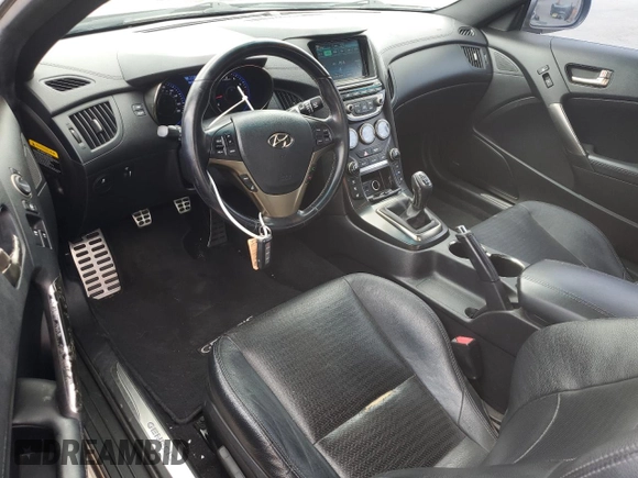 2013 Hyundai Genesis Coupe Grand Touring z VIN KMHHU6KJXDU091854, wystawiony jako Copart lot #56275895 z przebiegiem 113 625 mil mil oraz Szkoda całkowita • Salvage title. Historia ofert i sprzedaży dostępna na DreamBid. Obrazek 8.