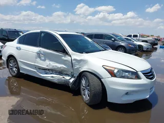 2012 Honda Accord EX-L z VIN 1HGCP3F8XCA005827, wystawiony jako IAAI lot #42432282 z przebiegiem 76 500 mil mil oraz . Historia ofert i sprzedaży dostępna na DreamBid. Obrazek 6.
