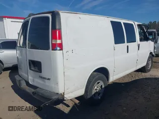 2005 Chevrolet Express Cargo with VIN 1GCFG15X351206710, listed as a IAAI auction lot 40946502 with 242,421 mi miles and . Bid and sale history available at DreamBid. Image 4.