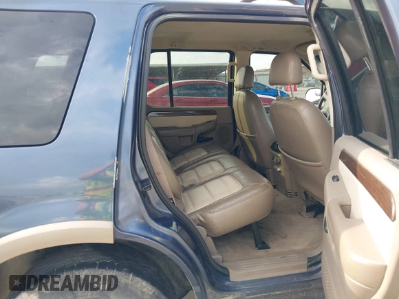 2002 Ford Explorer Eddie Bauer с VIN 1FMZU64E12ZB38127, выставлен на аукционе IAAI как лот 42103590 с пробегом 214 100 миль миль и . История ставок и продаж доступна на DreamBid. Изображение 8.