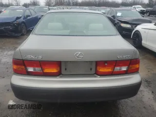 1998 Lexus ES 300 Luxury Sport Sdn with VIN JT8BF28G8W0128577, listed as a Copart auction lot 84502984 with 52,285 mi miles and Clean Title. Bid and sale history available at carsss.com. Image 6.