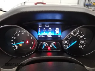 2016 Ford Focus SE with VIN 1FADP3K28GL325507, listed as a Copart auction lot 87763245 with 127,757 mi miles and Clean Title. Bid and sale history available at carsss.com. Image 9.
