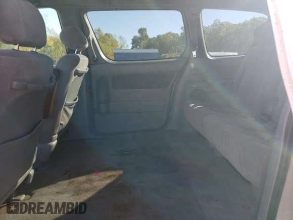 2002 Toyota Sienna LE with VIN 4T3ZF13C22U465170, listed as a Copart auction lot 76561124 with 218,314 mi miles and Clean Title. Bid and sale history available at carsss.com. Image 11.