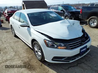 2017 Volkswagen Passat S z VIN 1VWAT7A39HC070407, wystawiony jako IAAI lot #41529297 z przebiegiem 99 427 mil mil oraz . Historia ofert i sprzedaży dostępna na DreamBid. Obrazek 1.