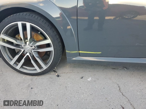 2016 Audi TT 2.0T z VIN TRUC5AFV3G1020339, wystawiony jako Copart lot #84490084 z przebiegiem Nie podano mil oraz Szkody całkowita. Historia ofert i sprzedaży dostępna na DreamBid. Obrazek 12.