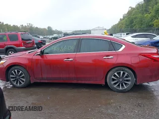 2016 Nissan Altima SV with VIN 1N4AL3AP8GC152650, listed as a IAAI auction lot 40471606 with 146,602 mi miles and . Bid and sale history available at DreamBid. Image 13.