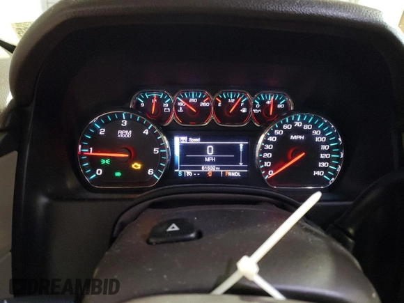 2017 GMC Yukon SLT with VIN 1GKS2BKC1HR223083, listed as a Copart auction lot 45017495 with 61,632 mi miles and Salvage Title. Bid and sale history available at DreamBid. Image 9.