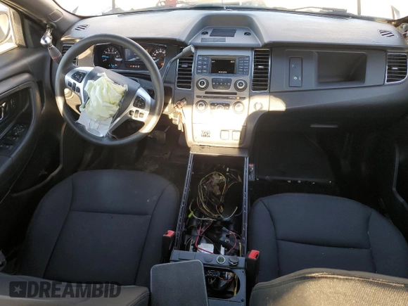 2019 Ford Police Interceptor z VIN 1FAHP2MK9KG113435, wystawiony jako Copart lot #81052754 z przebiegiem 55 537 mil mil oraz Czysty tytuł • Clean title. Historia ofert i sprzedaży dostępna na DreamBid. Obrazek 8.