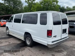 2012 Ford Econoline Passenger XL z VIN 1FBSS3BL1CDA67610, wystawiony jako Copart lot #63864545 z przebiegiem 143 760 mil mil oraz Czysty tytuł • Clean title. Historia ofert i sprzedaży dostępna na DreamBid. Obrazek 3.