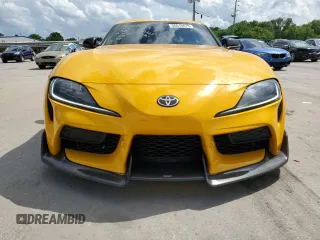 2021 Toyota Supra 3.0 z VIN WZ1DB0C07MW039826, wystawiony jako Copart lot #55519475 z przebiegiem 46 505 mil mil oraz Szkody całkowita. Historia ofert i sprzedaży dostępna na DreamBid. Obrazek 5.