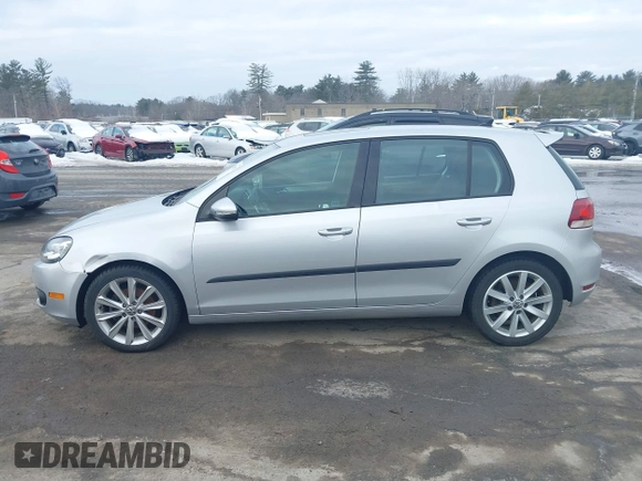 2013 Volkswagen Golf TDI z VIN WVWDM7AJ7DW137767, wystawiony jako IAAI lot #41548852 z przebiegiem 102 984 mil mil oraz . Historia ofert i sprzedaży dostępna na DreamBid. Obrazek 13.