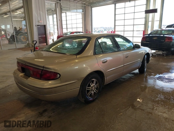 2003 Buick Regal LS with VIN 2G4WB52K031103133, listed as a IAAI auction lot 41053088 with 119,183 mi miles. Bid and sale history available at carsss.com. Image 4.