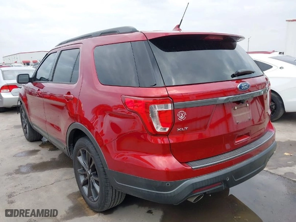 2019 Ford Explorer XLT with VIN 1FM5K7D81KGA22023, listed as a IAAI auction lot 41699119 with 75,247 mi miles. Bid and sale history available at carsss.com. Image 3.