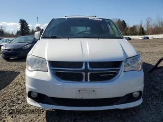 2019 Dodge Grand Caravan SXT with VIN 2C4RDGCG9KR656400, listed as a Copart auction lot 48322325 with Not Provided miles and Salvage Title. Bid and sale history available at DreamBid. Image 5.