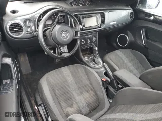 2012 Volkswagen Beetle 2.0T Turbo PZEV with VIN 3VWVA7ATXCM666396, listed as a Copart auction lot 84417204 with 0 mi miles and Salvage Title. Bid and sale history available at carsss.com. Image 8.