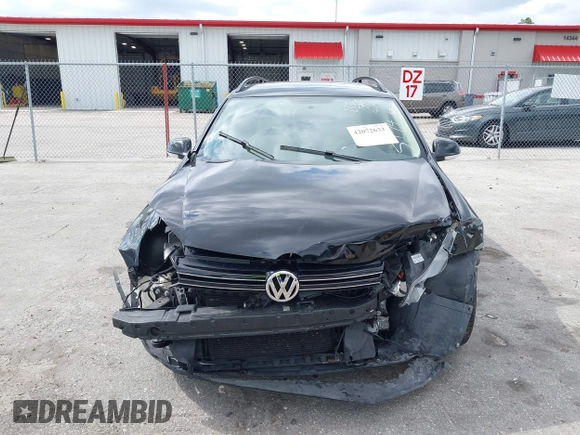 2013 Volkswagen Jetta SportWagen SE with VIN 3VWPX7AJ4DM655174, listed as a IAAI auction lot 42072632 with 65,899 mi miles. Bid and sale history available at carsss.com. Image 6.