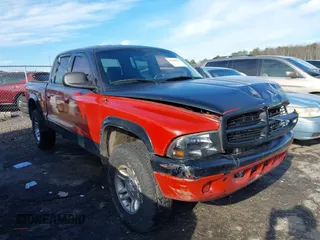 2001 Dodge Dakota Sport with VIN 1B7GG2AN01S111606, listed as a IAAI auction lot 41189114 with 118,076 mi miles. Bid and sale history available at carsss.com. Image 1.
