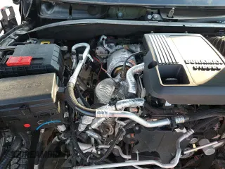 2024 Chevrolet Silverado 1500 LT z VIN 3GCUDDE85RG221288, wystawiony jako Copart lot #70026805 z przebiegiem 10 590 mil mil oraz Szkoda całkowita • Salvage title. Historia ofert i sprzedaży dostępna na DreamBid. Obrazek 14.