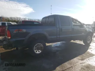 2007 Ford F-250 XL with VIN 1FTSW21P37EA30668, listed as a Copart auction lot 45554975 with 197,861 mi miles and Salvage title. Bid and sale history available at DreamBid. Image 3.