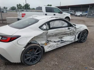 2023 Subaru BRZ Limited с VIN JF1ZDBE18P9705262, выставлен на аукционе IAAI как лот 42352200 с пробегом 21 582 миль миль и . История ставок и продаж доступна на DreamBid. Изображение 6.