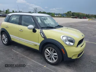 2011 MINI Countryman S z VIN WMWZC5C50BWM11267, wystawiony jako IAAI lot #42197165 z przebiegiem 87 067 mil mil oraz . Historia ofert i sprzedaży dostępna na DreamBid. Obrazek 1.
