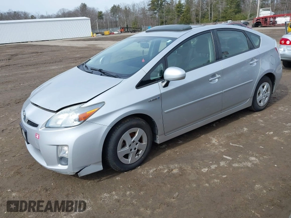 2010 Toyota Prius II with VIN JTDKN3DU5A0139440, listed as a IAAI auction lot 41798500 with 170,271 mi miles and . Bid and sale history available at DreamBid. Image 2.