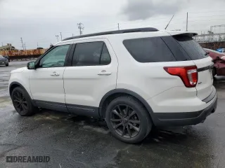2019 Ford Explorer XLT with VIN 1FM5K7DH0KGB27796, listed as a Copart auction lot 49160255 with 108,207 mi miles and Salvage Title. Bid and sale history available at carsss.com. Image 2.