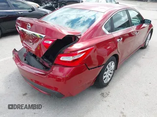 2016 Nissan Altima SR with VIN 1N4AL3AP3GC153561, listed as a IAAI auction lot 42497897 with 257,907 mi miles and . Bid and sale history available at DreamBid. Image 4.