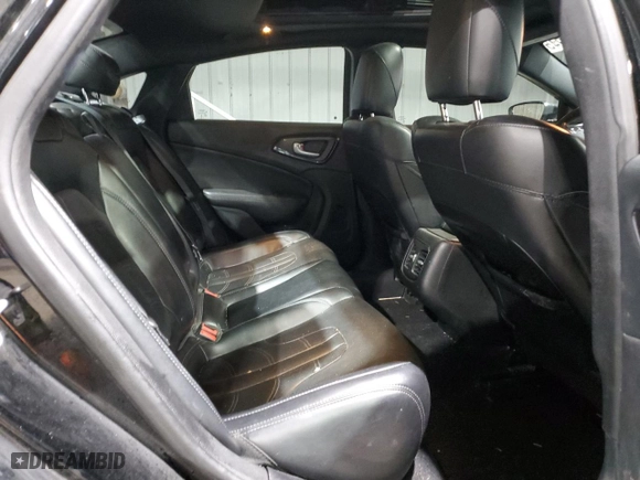 2015 Chrysler 200 S with VIN 1C3CCCDG8FN686804, listed as a Copart auction lot 44973945 with 124,563 mi miles and Salvage Title. Bid and sale history available at carsss.com. Image 10.