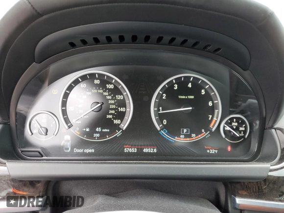 2013 BMW 6 Series 650i with VIN WBAYM9C59DDW20392, listed as a Copart auction lot 43467595 with 57,653 mi miles and Clean Title. Bid and sale history available at carsss.com. Image 9.