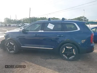 2023 Kia Telluride S with VIN 5XYP6DGC7PG374940, listed as a IAAI auction lot 42422900 with 38,813 mi miles and . Bid and sale history available at DreamBid. Image 14.