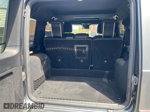 2020 Mercedes-Benz G 550 z VIN W1NYC6BJ1LX353XXX, wystawiony jako Copart lot #59189105 z przebiegiem 30 603 mil mil oraz Tytuł czysty. Historia ofert i sprzedaży dostępna na DreamBid. Obrazek 7.