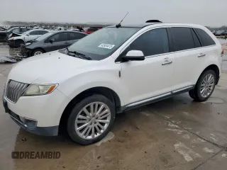 2011 Lincoln MKX with VIN 2LMDJ6JK3BBJ24900, listed as a Copart auction lot 43934475 with 149,724 mi miles and Salvage Title. Bid and sale history available at carsss.com. Image 1.