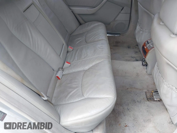 2003 Mercedes-Benz S-Class 4.3L with VIN WDBNG70J23A317424, listed as a IAAI auction lot 41716056 with 175,616 mi miles. Bid and sale history available at carsss.com. Image 8.
