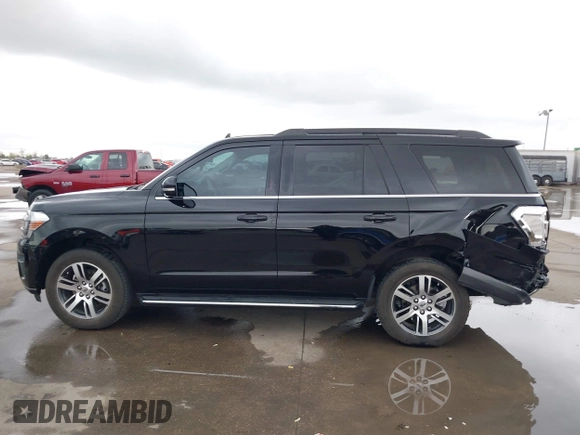 2022 Ford Expedition XLT with VIN 1FMJU1HT1NEA49551, listed as a IAAI auction lot 41912662 with 36,988 mi miles. Bid and sale history available at carsss.com. Image 14.