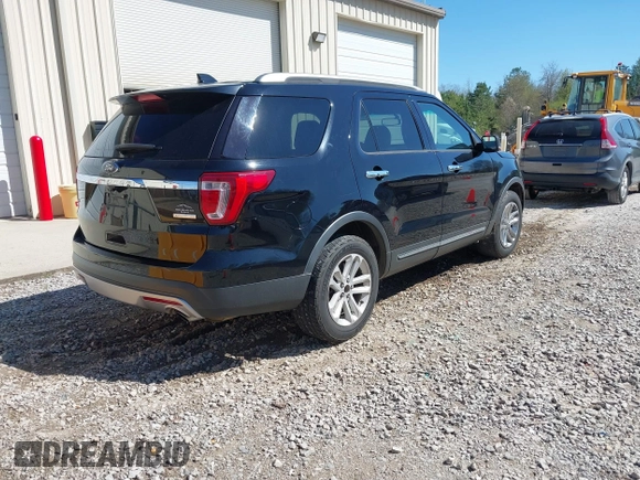 2016 Ford Explorer XLT with VIN 1FM5K7DHXGGB97992, listed as a IAAI auction lot 41880961 with 179,233 mi miles and . Bid and sale history available at carsss.com. Image 4.