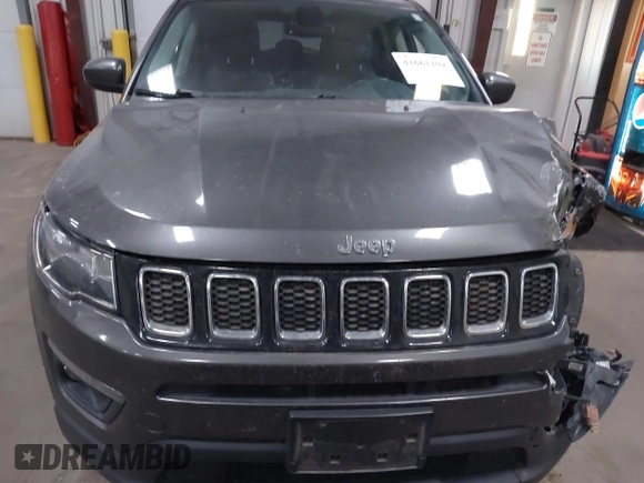 2018 Jeep Compass Altitude z VIN 3C4NJDBB9JT175313, wystawiony jako IAAI lot #41661102 z przebiegiem 101 996 mil mil oraz . Historia ofert i sprzedaży dostępna na DreamBid. Obrazek 12.